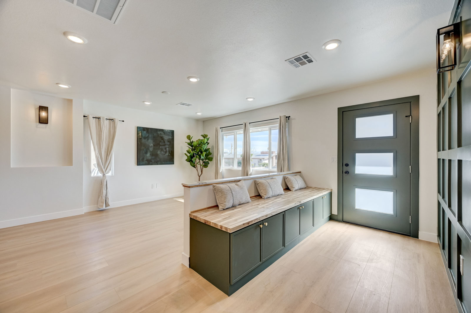 Entryway mudroom bench with built-in seating